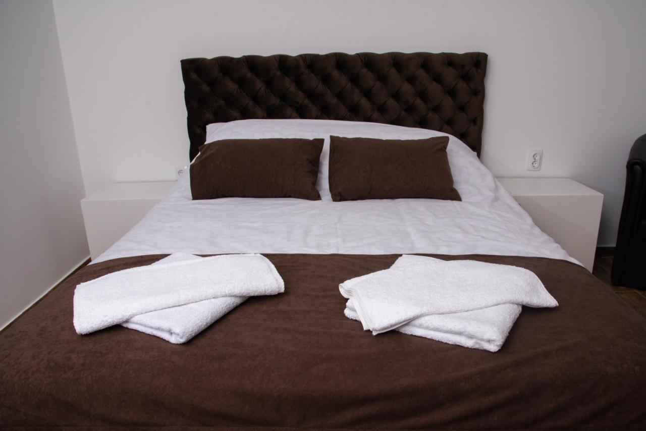 Sobe I Apartmani Casa Mia Pecinci Luaran gambar